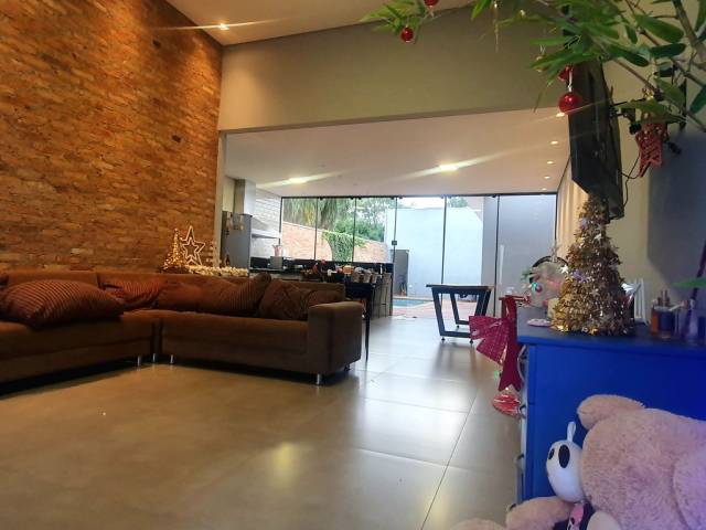 #2 - Casa para Venda em Ourinhos - SP - 2